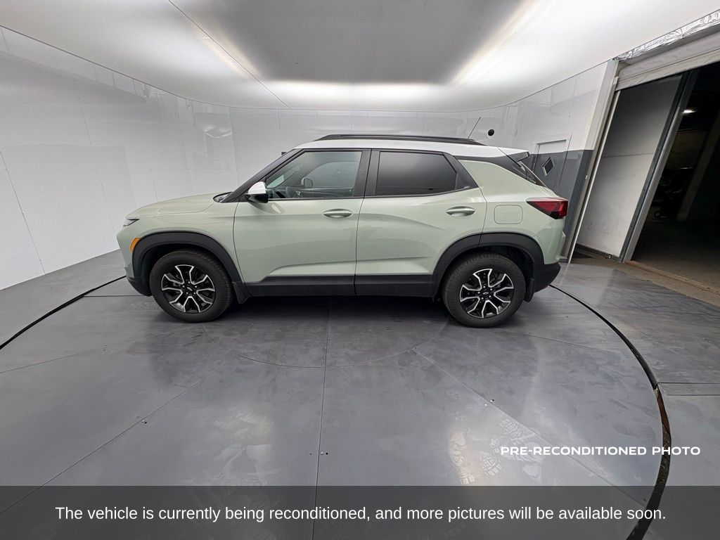 2025 Chevrolet Trailblazer ACTIV photo 2