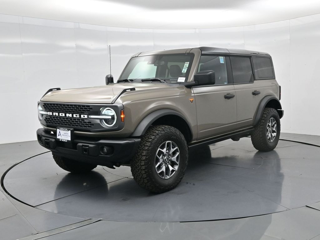 Used 2025 Ford Bronco Badlands SUV