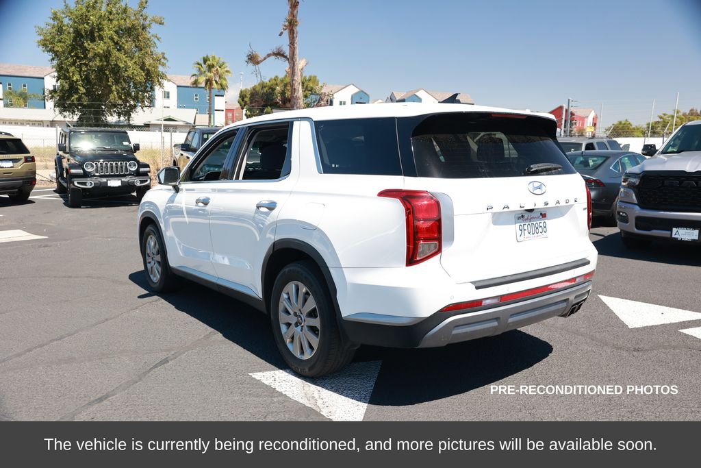 2023 Hyundai Palisade SE photo 2
