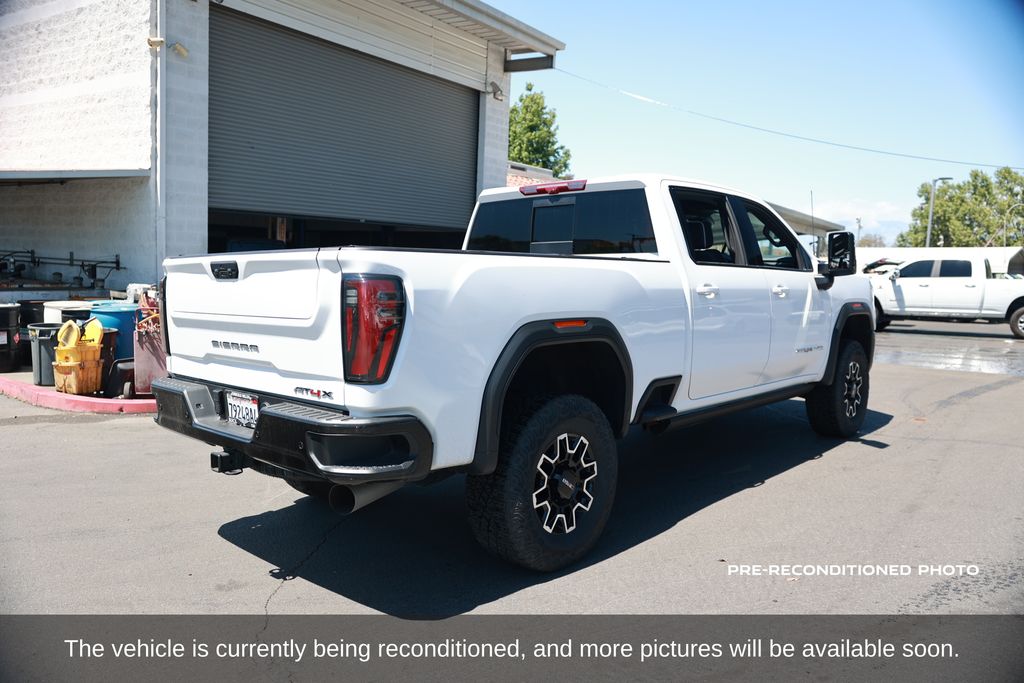 2024 GMC Sierra 2500 HD AT4X photo 6