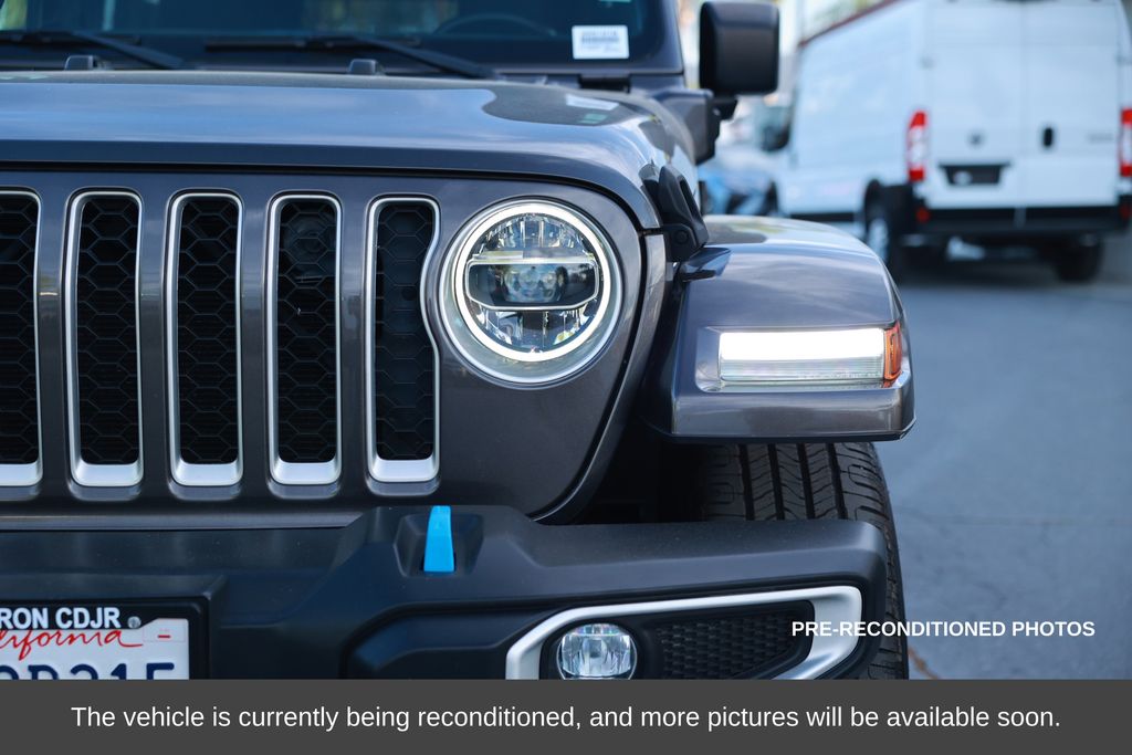 2022 Jeep Wrangler Unlimited 4xe Sahara photo 4