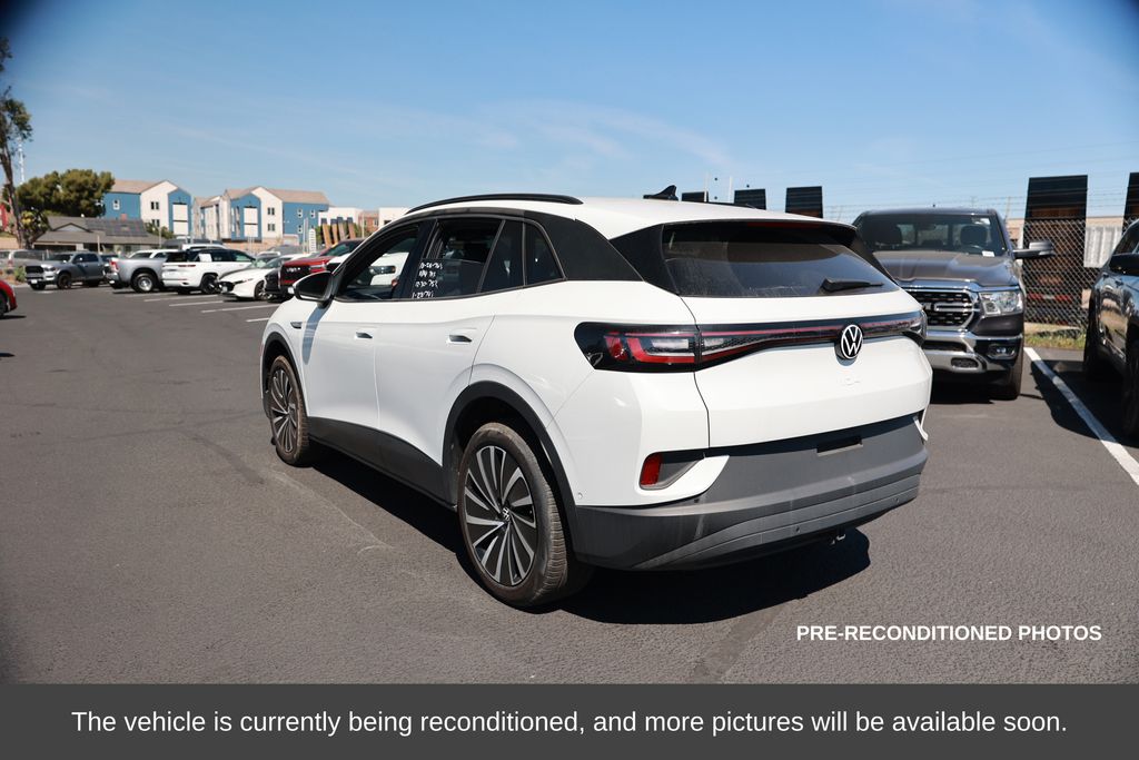 2024 Volkswagen ID.4 Pro photo 2