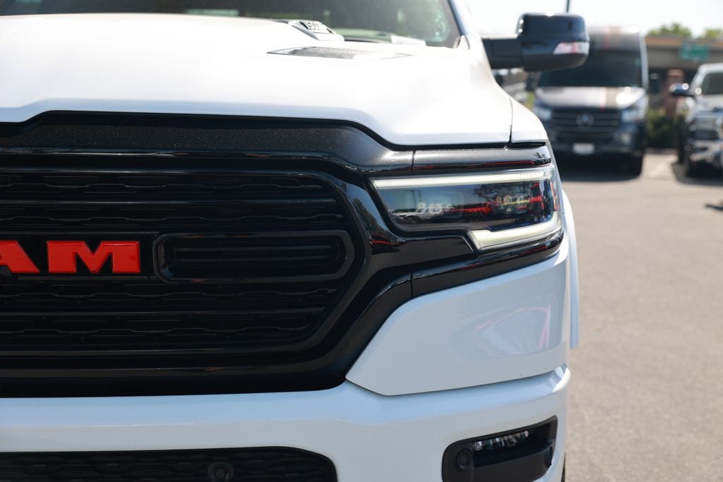 2022 Ram 1500 Limited photo 4