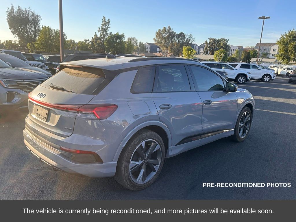 2024 Audi Q4 e-tron 55 Premium photo 4