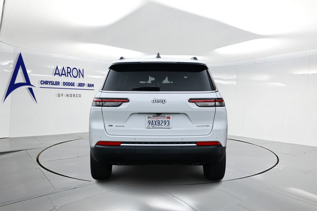 2022 Jeep New Grand Cherokee Limited photo 2