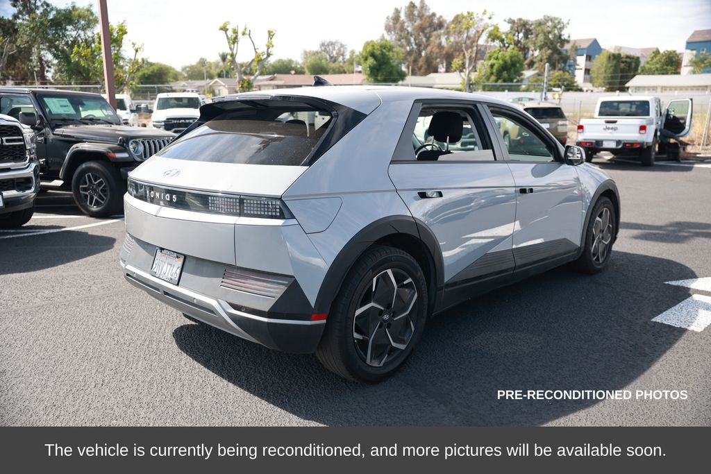 2024 Hyundai IONIQ 5 SE photo 4