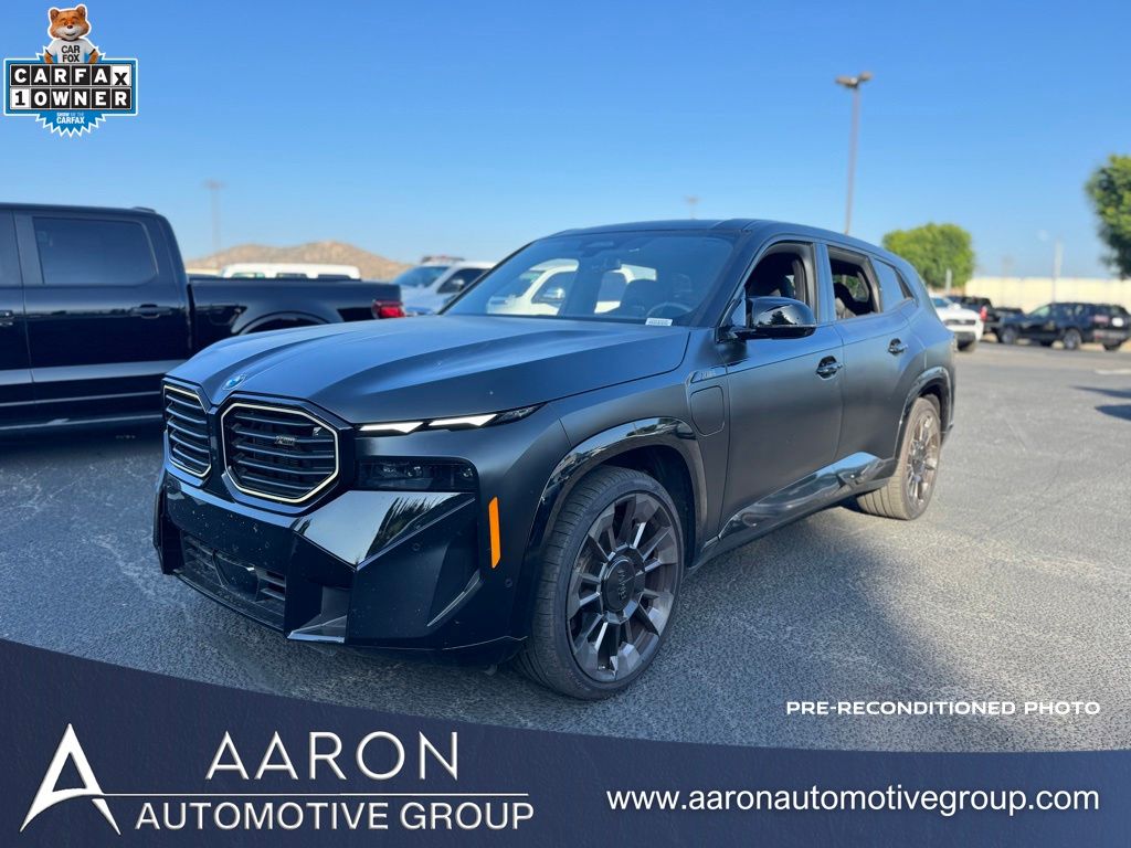 2024 BMW XM -'s photo