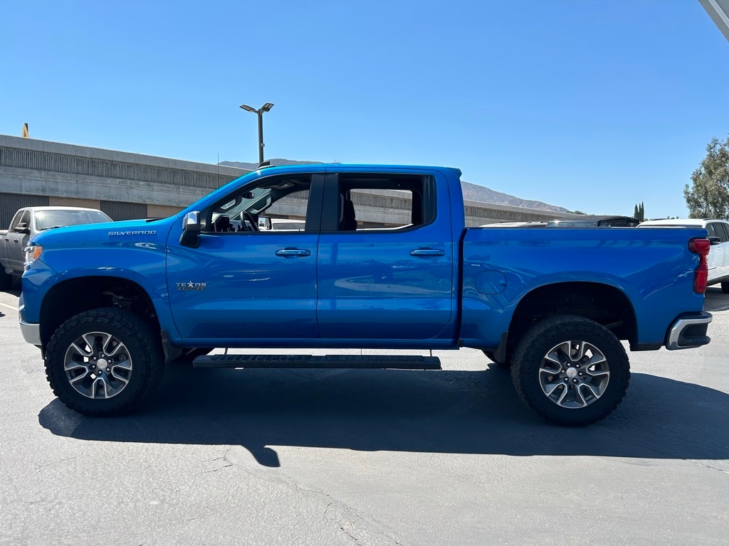 Used 2023 Chevrolet Silverado 1500 LT with VIN 1GCPACED1PZ286083 for sale in Norco, CA