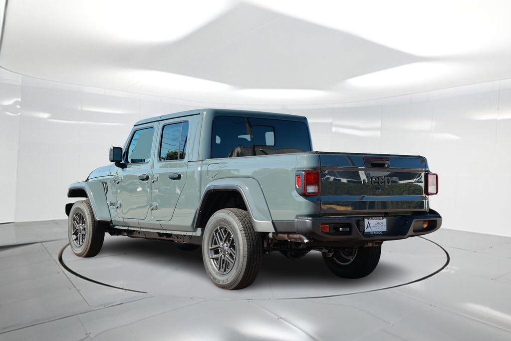 New 2026 Jeep Gladiator Sport S Pickup