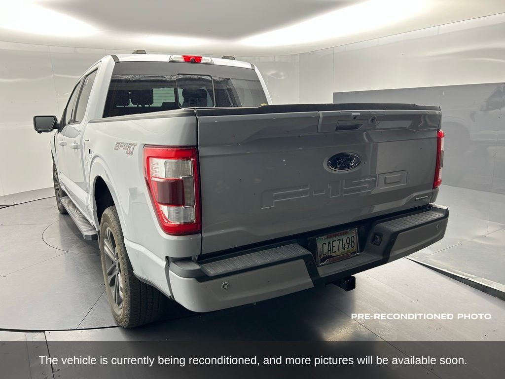 2021 Ford F-150 Lariat FX4 photo 3