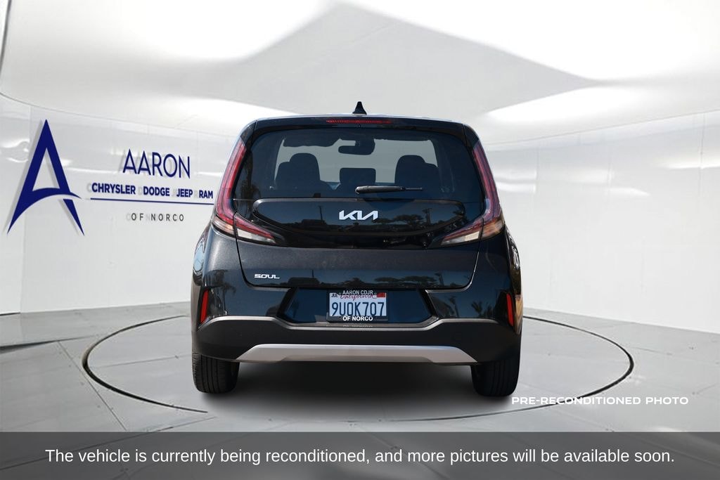 Used 2023 Kia Soul LX Hatchback