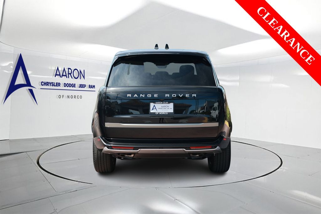 2025 Land Rover Range Rover P530 SE 7 Seat photo 2