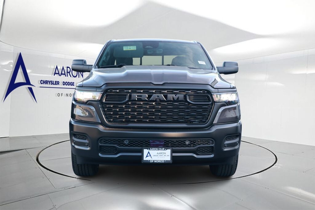 New 2026 Ram 1500 TRADESMAN CREW CAB 4X4 5'7 BOX Pickup