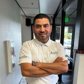 Staff member Max Monroy from ID_4f88ec