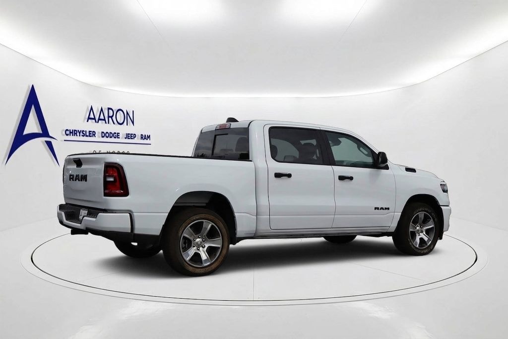 New 2026 Ram 1500 Express Pickup