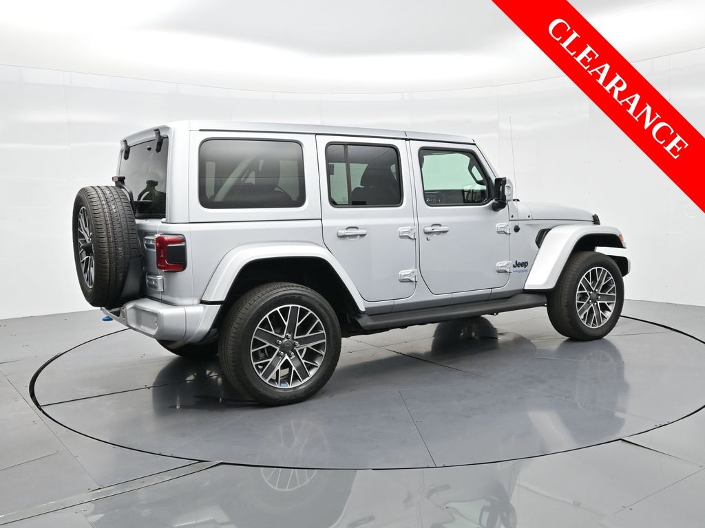 2022 Jeep Wrangler Unlimited 4xe Sahara photo 6