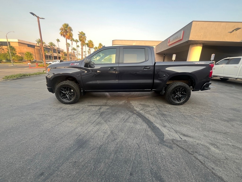 Used 2023 Chevrolet Silverado 1500 LT Trail Boss with VIN 3GCUDFEL5PG324174 for sale in Norco, CA