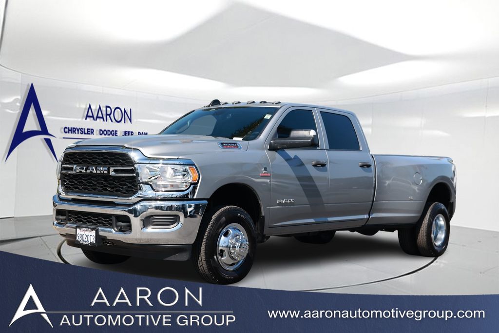 2022 RAM 3500 Tradesman 4X4 Crew Cab LWB's photo