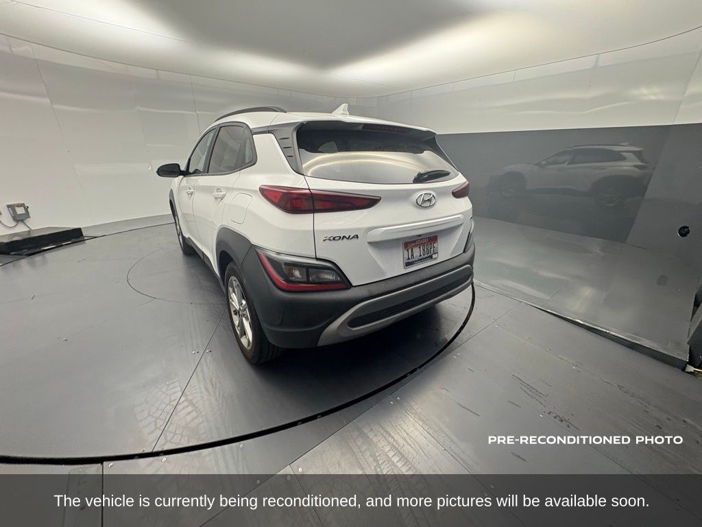 2023 Hyundai Kona SEL photo 3