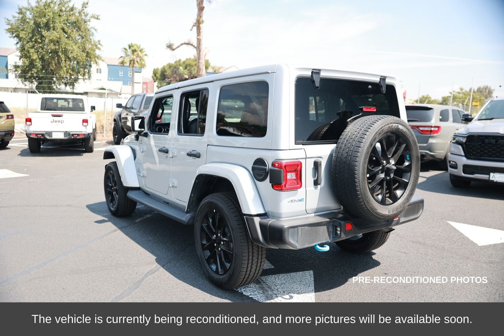 2022 Jeep Wrangler Unlimited 4xe Sahara photo 2