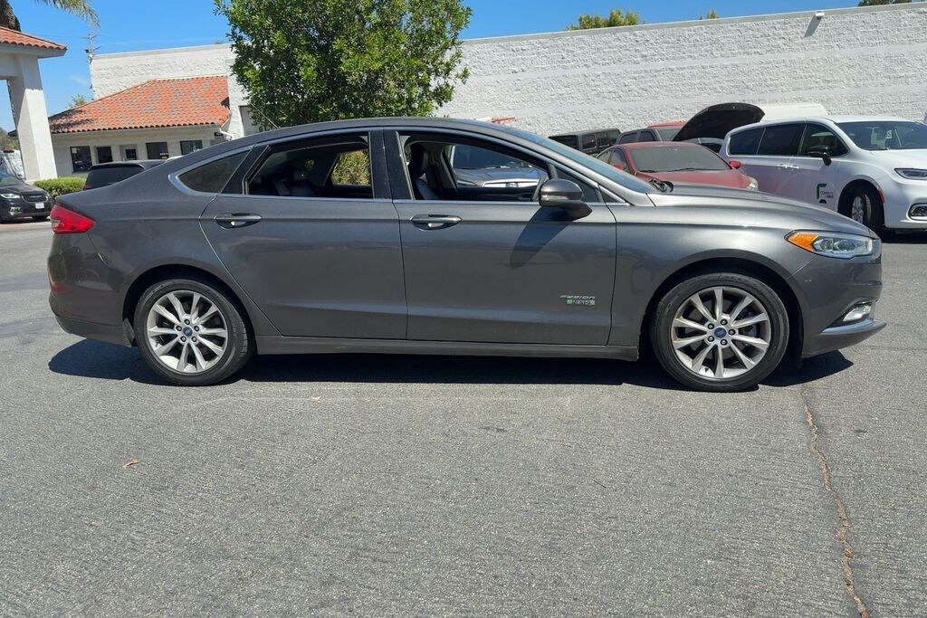Used 2017 Ford Fusion Energi SE Luxury Sedan