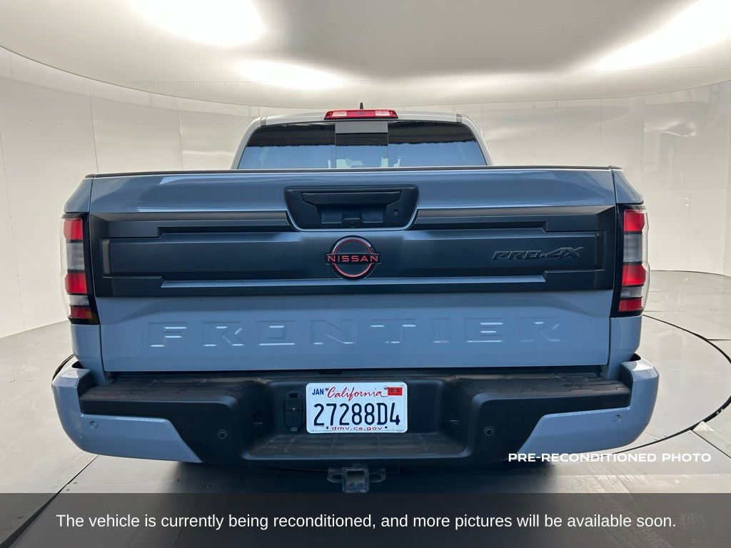 2025 Nissan Frontier PRO-4X photo 4