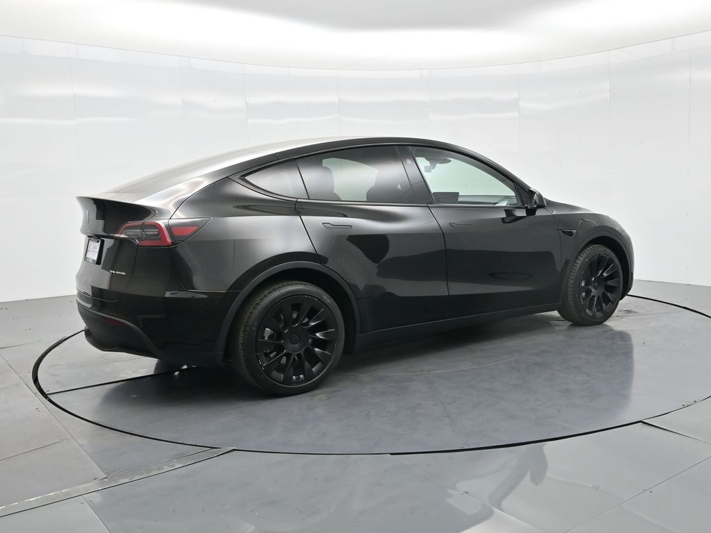 2023 Tesla Model Y Long Range photo 6