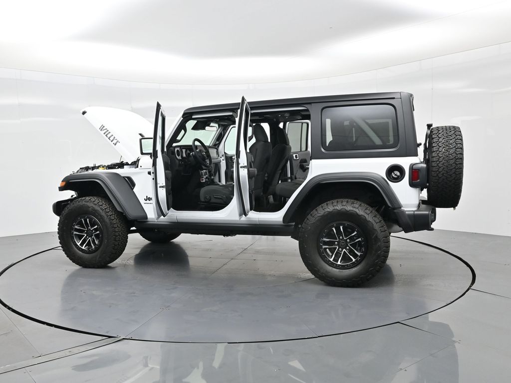 2025 Jeep Wrangler 4-Door Willys - Photo 40