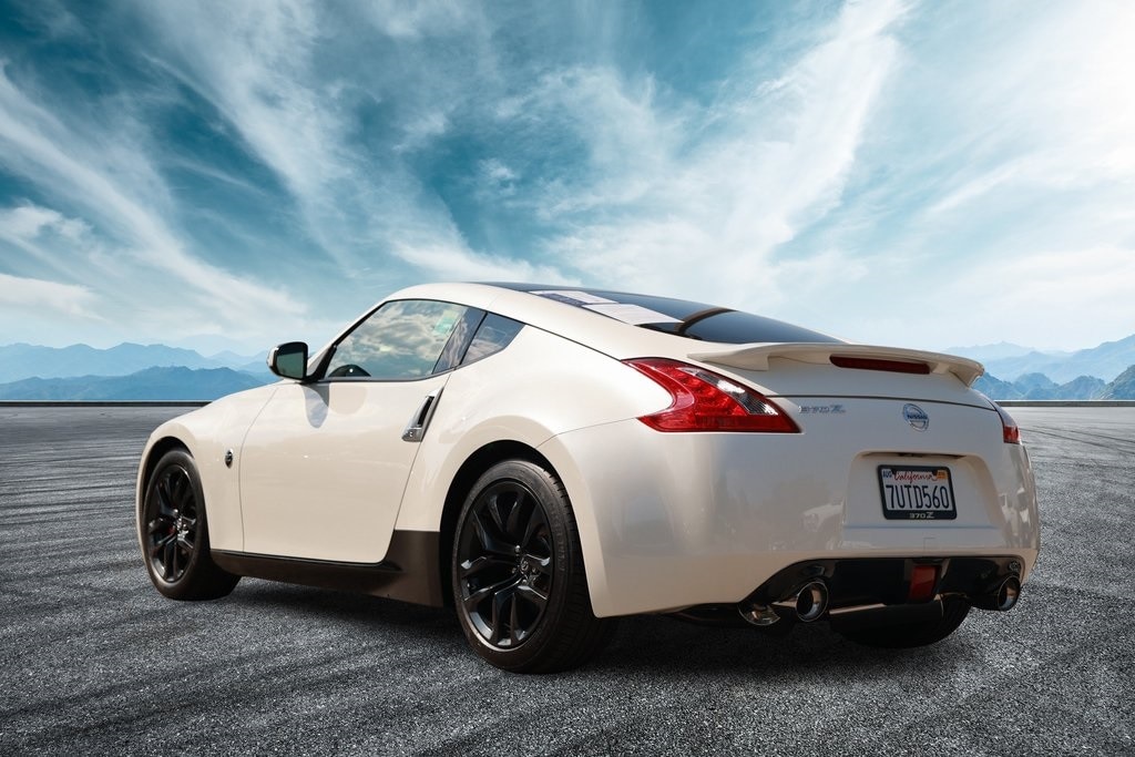 Used 2016 Nissan 370Z Coupe Base with VIN JN1AZ4EHXGM932180 for sale in Norco, CA