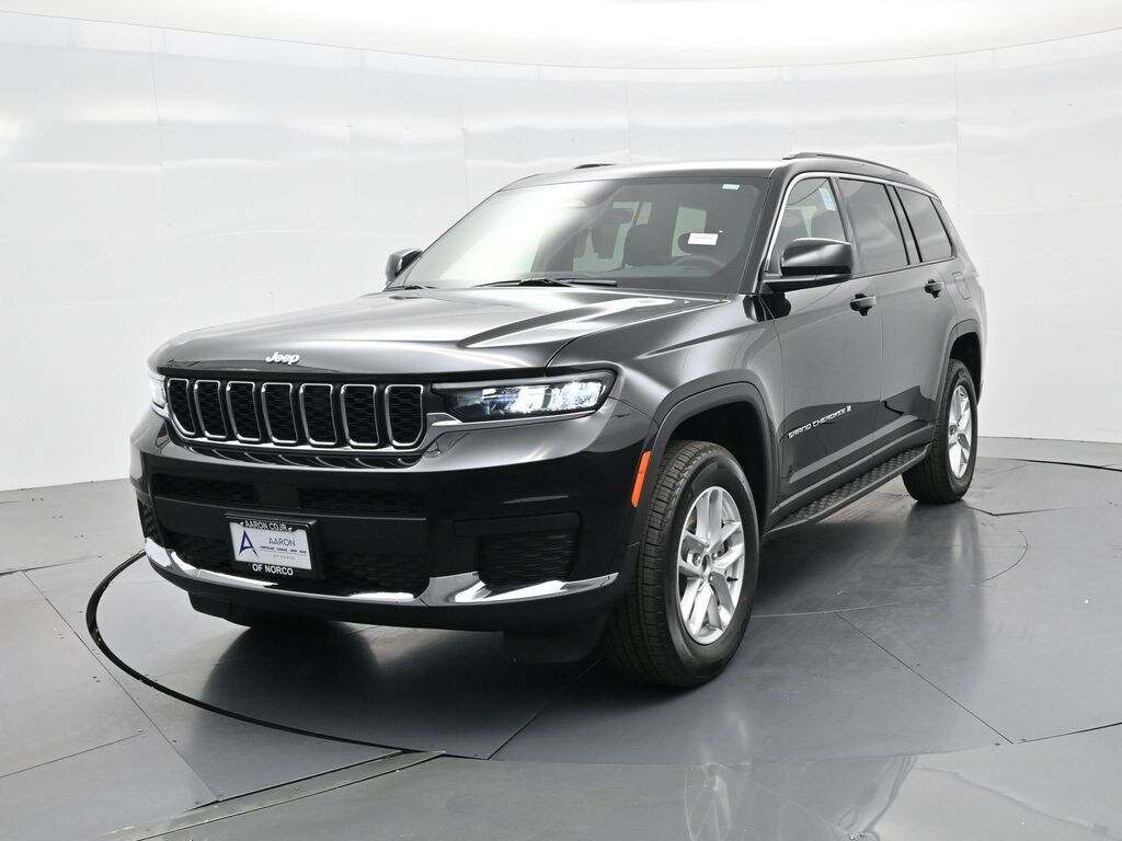 New 2025 Jeep Grand Cherokee L Laredo Sport Utility