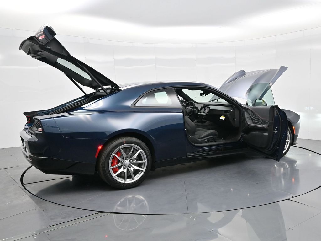 2025 Dodge Charger Daytona Scat Pack AWD photo 4