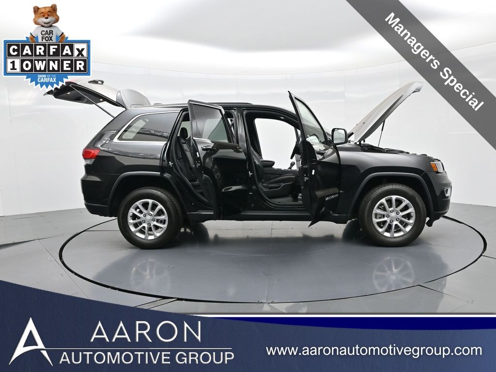 2022 Jeep Cherokee Laredo X photo 2