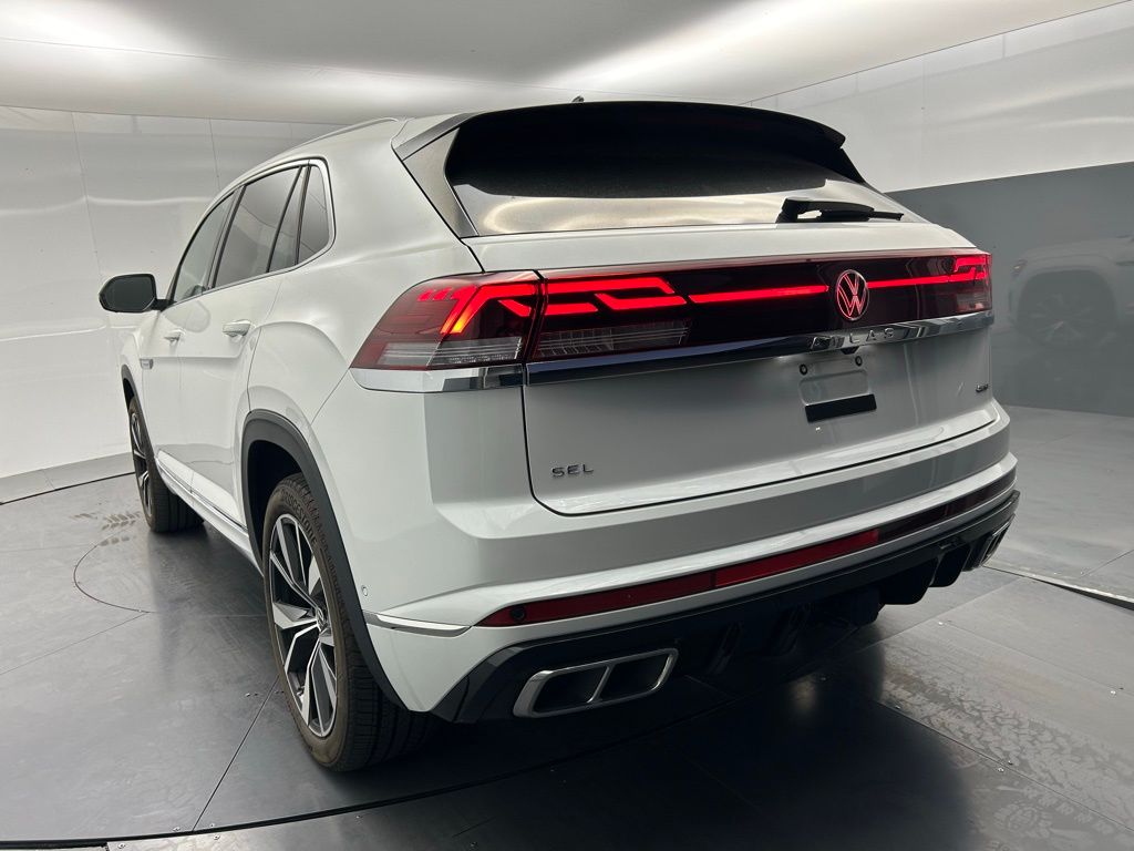 2024 Volkswagen Atlas Cross Sport SEL Premium R-Line photo 2