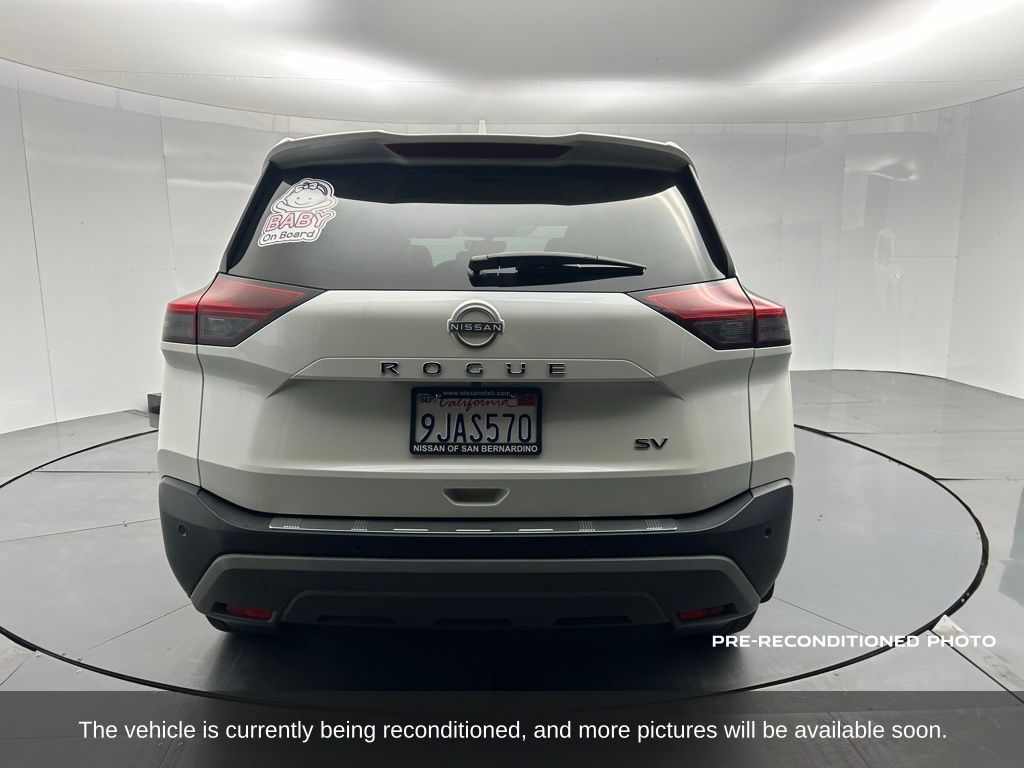 2023 Nissan Rogue SV photo 3
