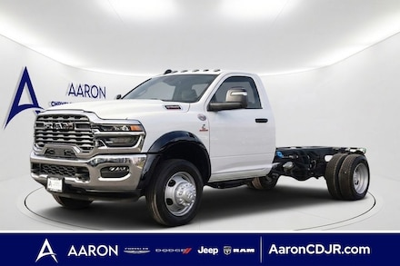 2026 Ram 5500HD Tradesman DRW Chassis Pickup