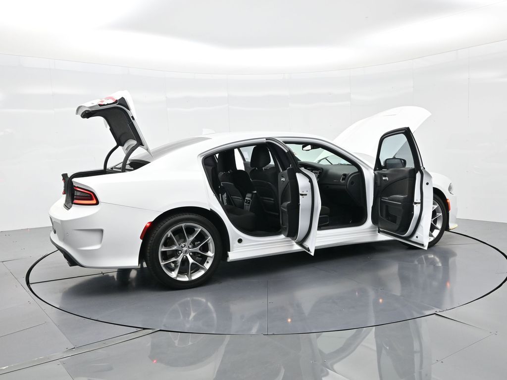 2020 Dodge Charger GT photo 4