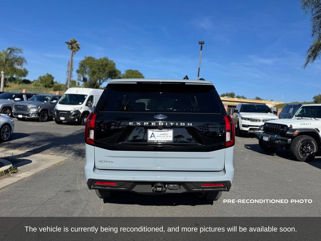 Used 2025 Ford Expedition Active SUV