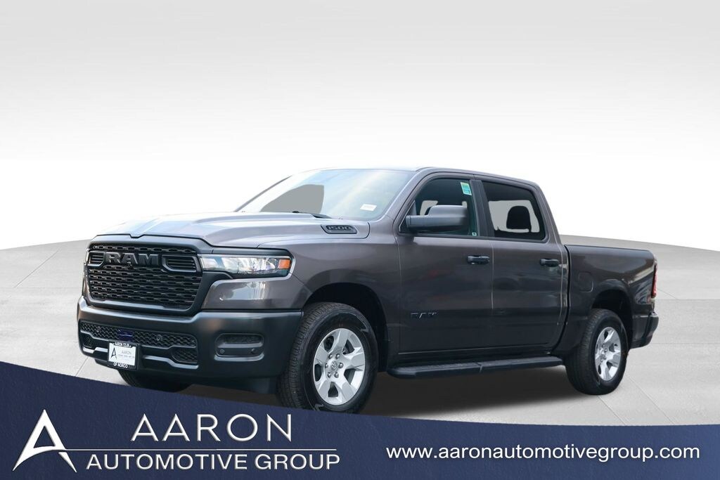 New 2026 Ram 1500 TRADESMAN CREW CAB 4X4 5'7 BOX Pickup