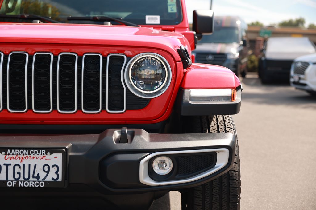 2025 Jeep Wrangler 4xe Sahara photo 4