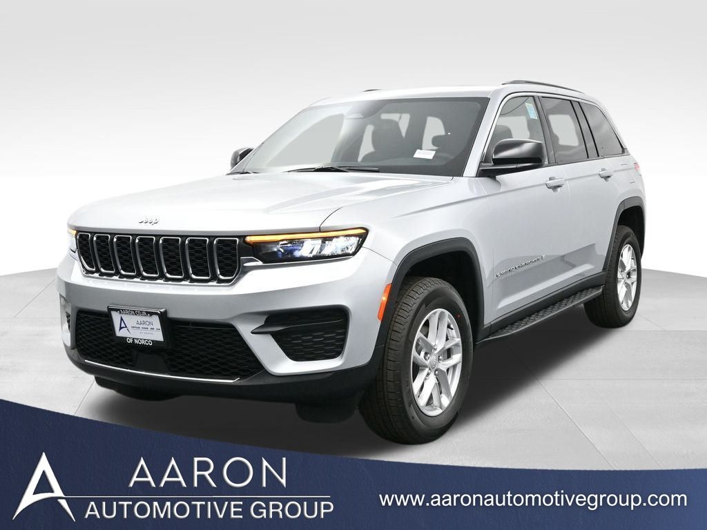 2025 Jeep Grand Cherokee Laredo's photo
