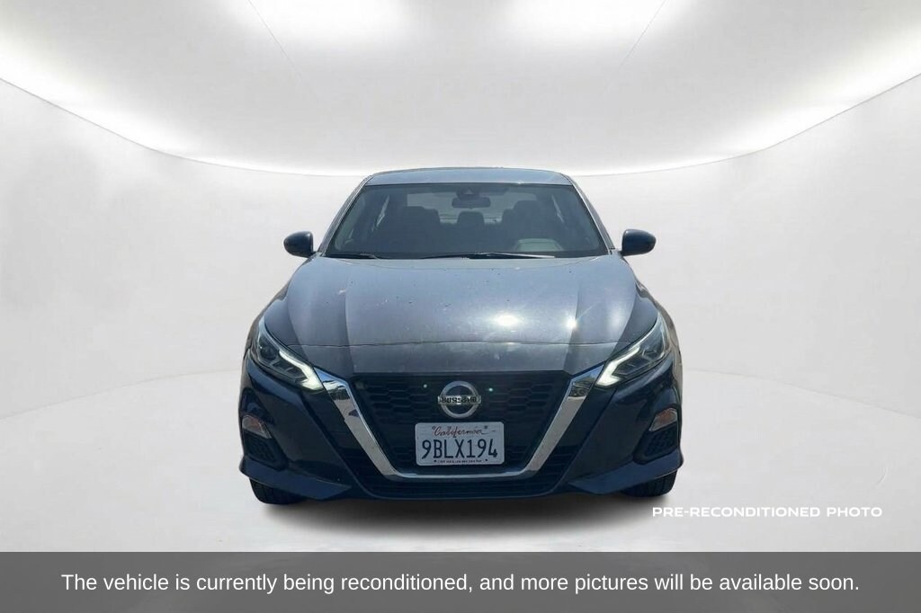 Used 2022 Nissan Altima 2.5 SV Sedan