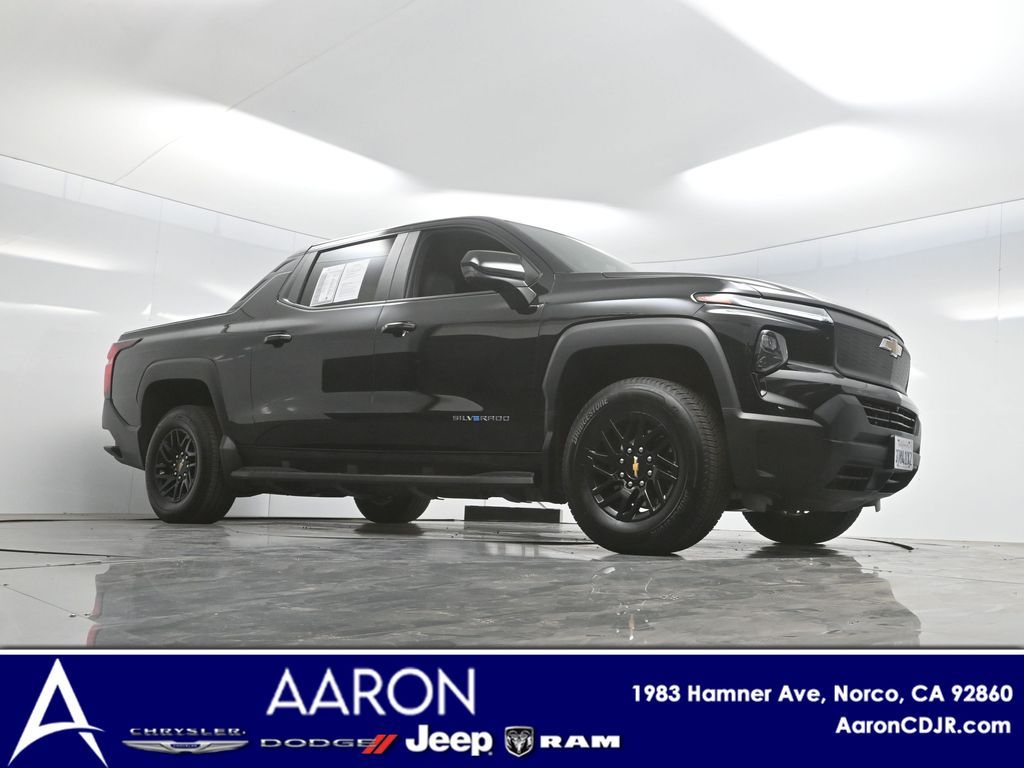 2024 Chevrolet Silverado EV Work Truck photo 2