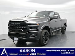 2025 Ram 3500 LIMITED CREW CAB 4X4 6'4 BOX Pickup