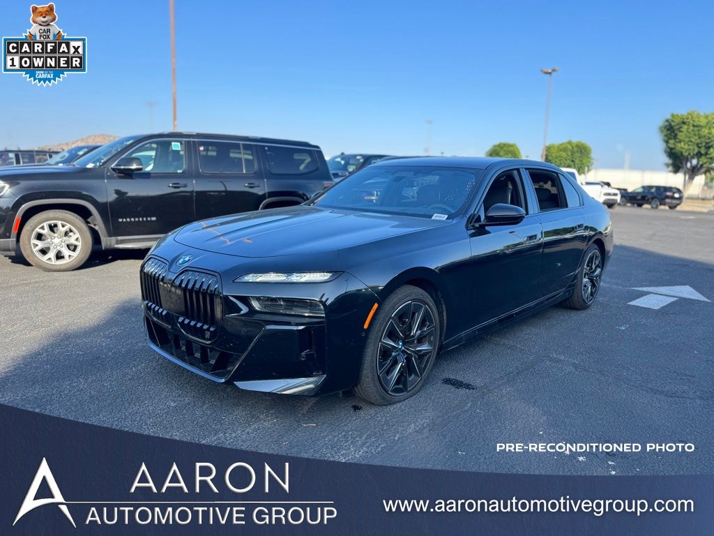 2023 BMW 7 Series 740i's photo