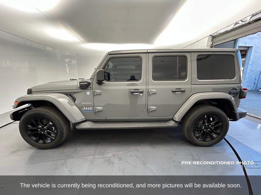 2022 Jeep Wrangler Unlimited 4xe Sahara photo 2