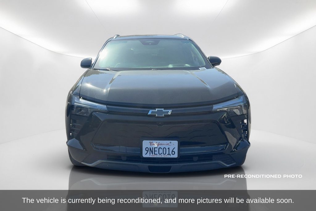Used 2024 Chevrolet Blazer EV LT with VIN 3GNKDBRJ8RS232525 for sale in Norco, CA