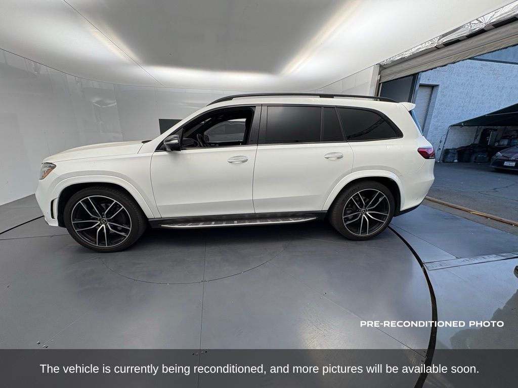 2022 Mercedes Benz GLS 450 AMG photo 2