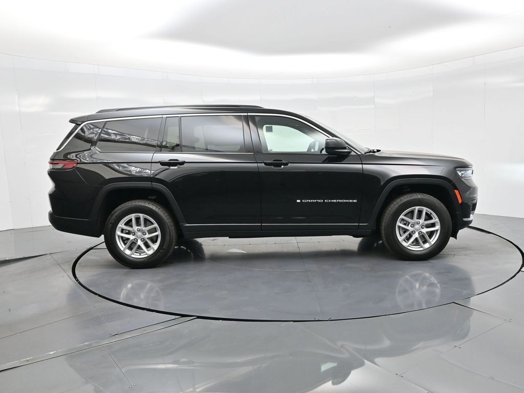 New 2025 Jeep Grand Cherokee L Laredo Sport Utility