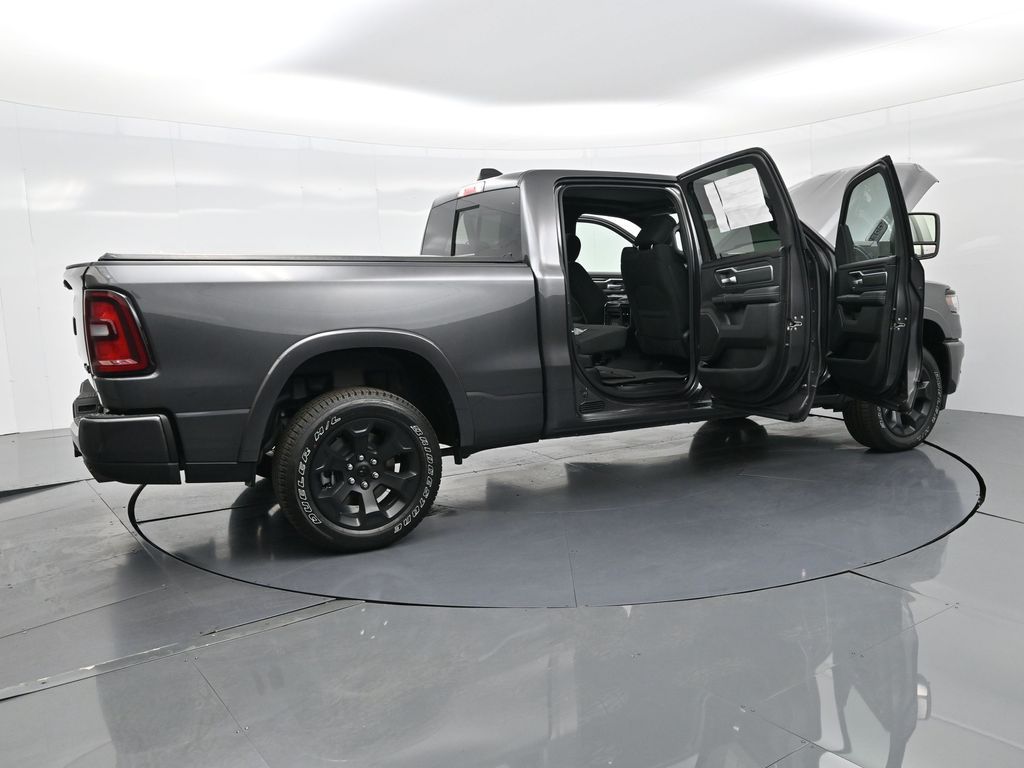 2025 Ram 1500 Big Horn photo 4