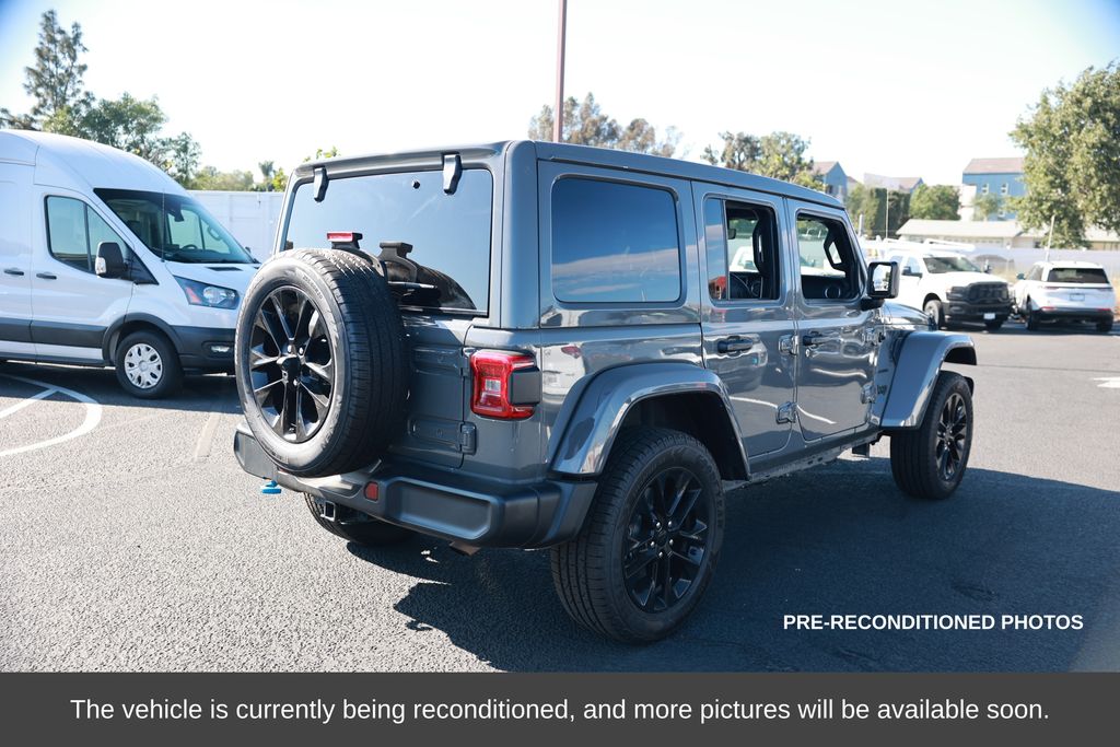 2023 Jeep Wrangler 4xe Sahara photo 4